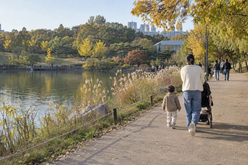 가을 단풍과 호수가 어우러진 북서울꿈의숲