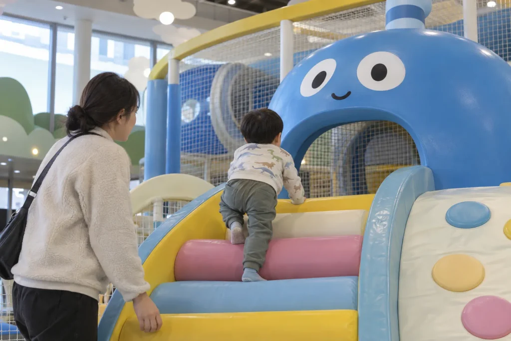 고양 파주 아이와 가볼 만한 곳 - 실내 놀이 시설이 가득한 파주놀이구름